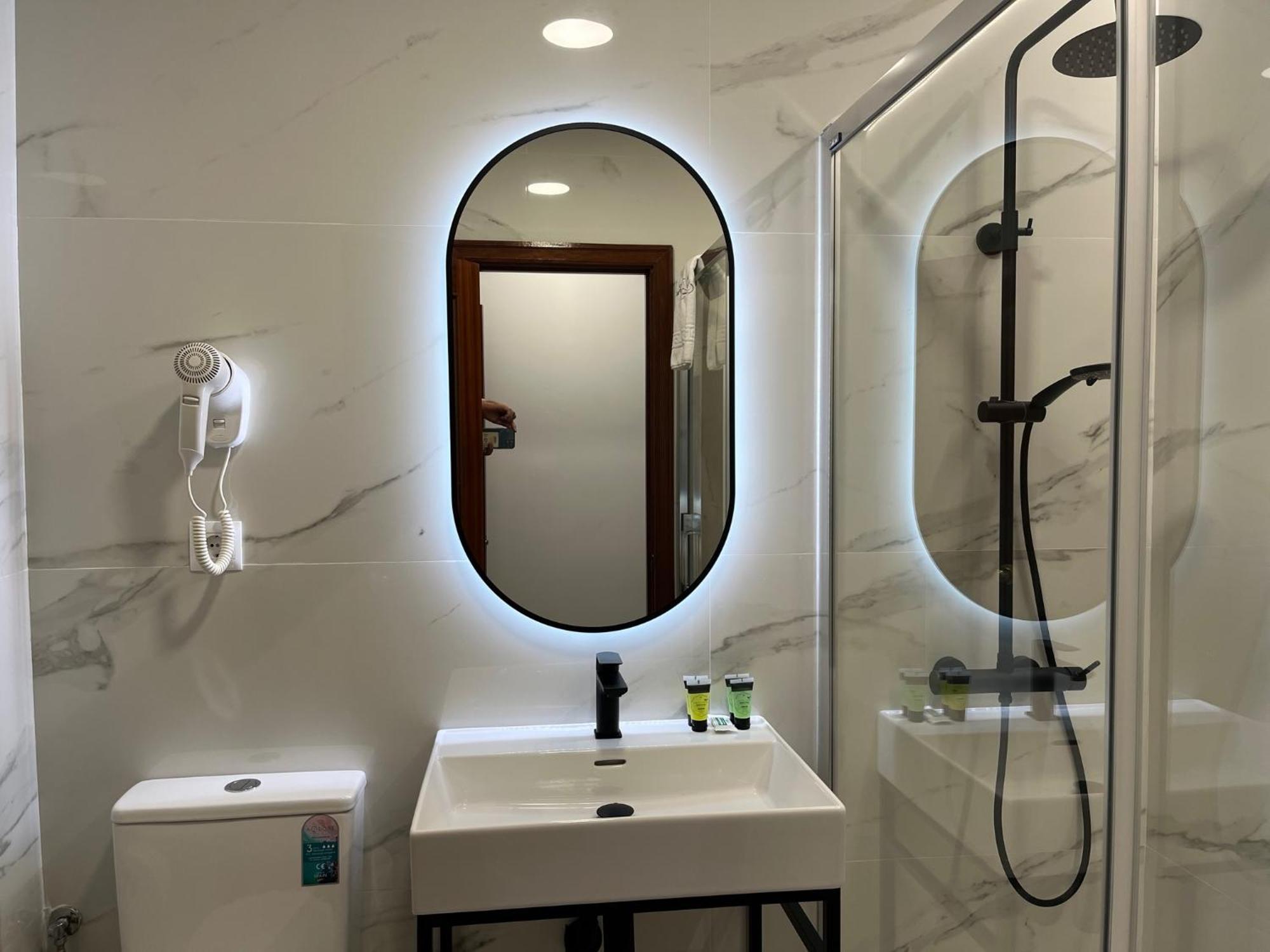 H Pelayo Auto Check-In Rooms Noja Exterior photo